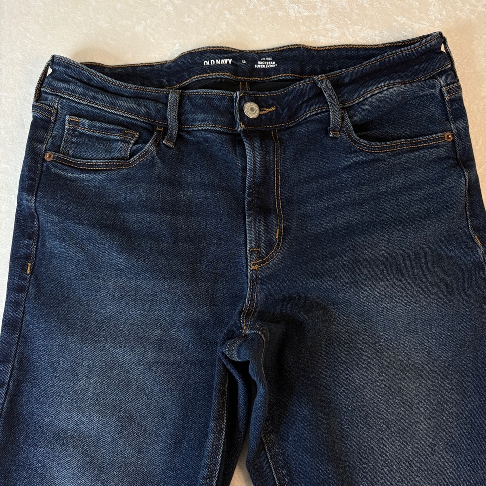 OLD NAVY Rockstar Demin Jeans Womens 12 Super Skinny Mid Rise Dark Wash - Picture 4 of 12